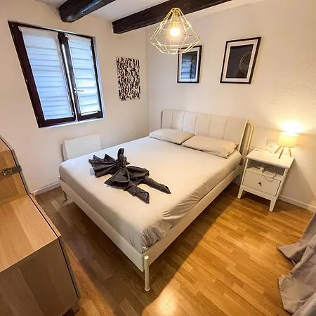 Daire Le Valbruche - Spacieux & Cosy - Centre - Commerces A Proximite Bischheim